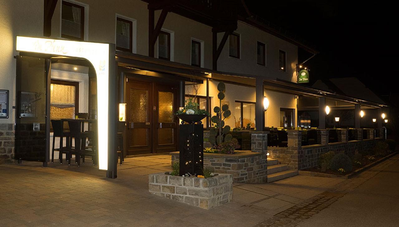 Restaurant - Pension Im Pfenn Irrhausen Zewnętrze zdjęcie